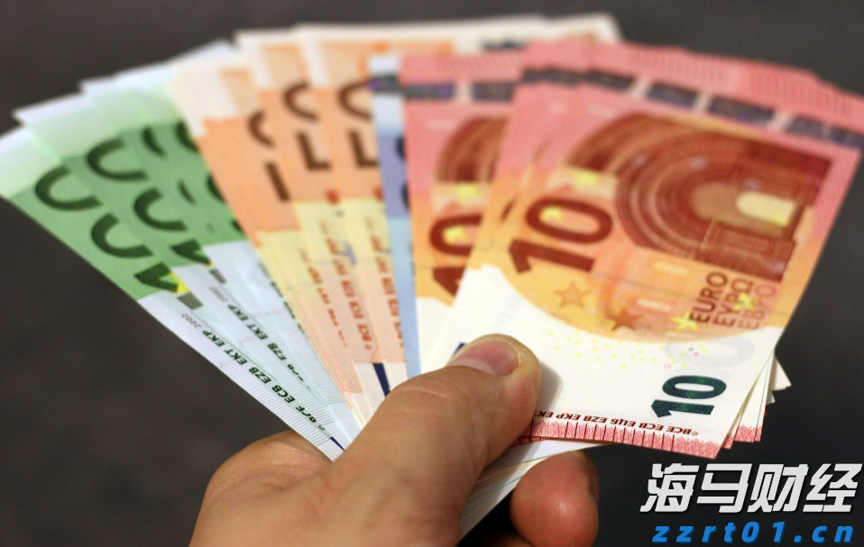 “红色课堂”公共文化免费艺术培训活动举行