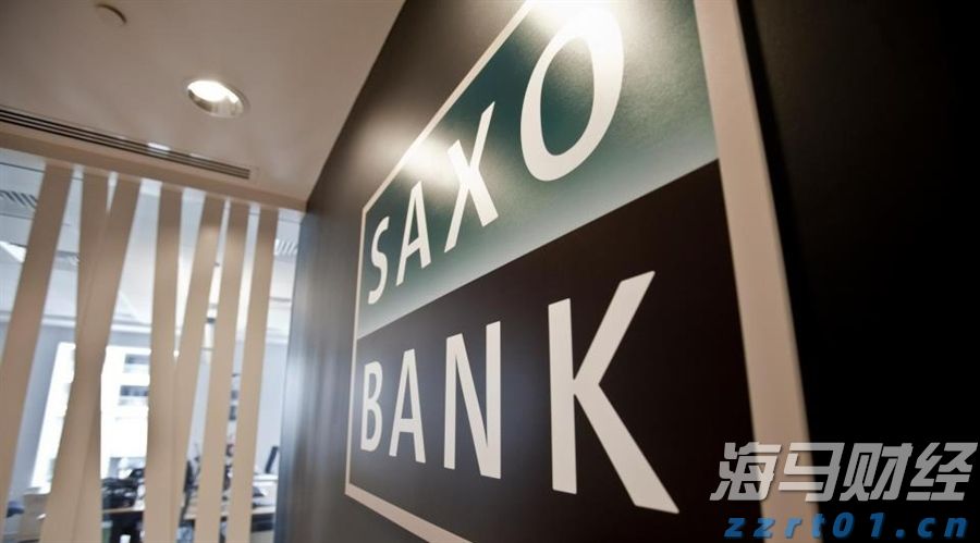 湛江边检站保障40万吨级转子帆加装船安全靠泊