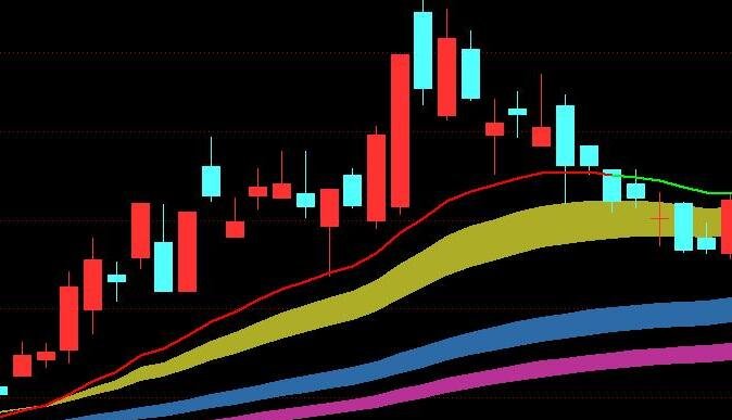 港珠澳大桥海关查获夹藏香烟72.02万支